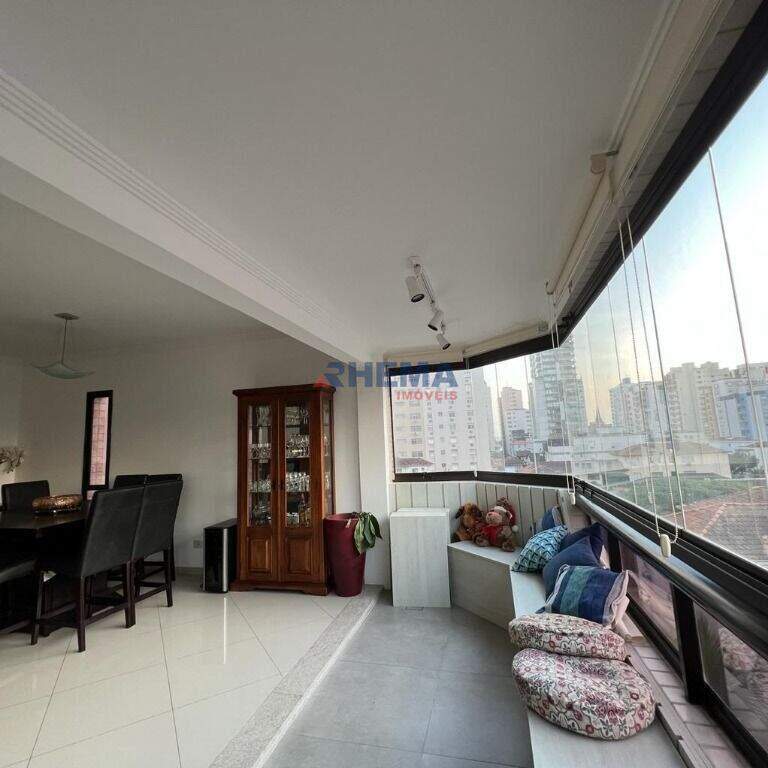 Apartamento à venda no Embaré: 