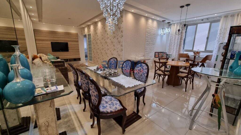 Apartamento à venda no Embaré: 