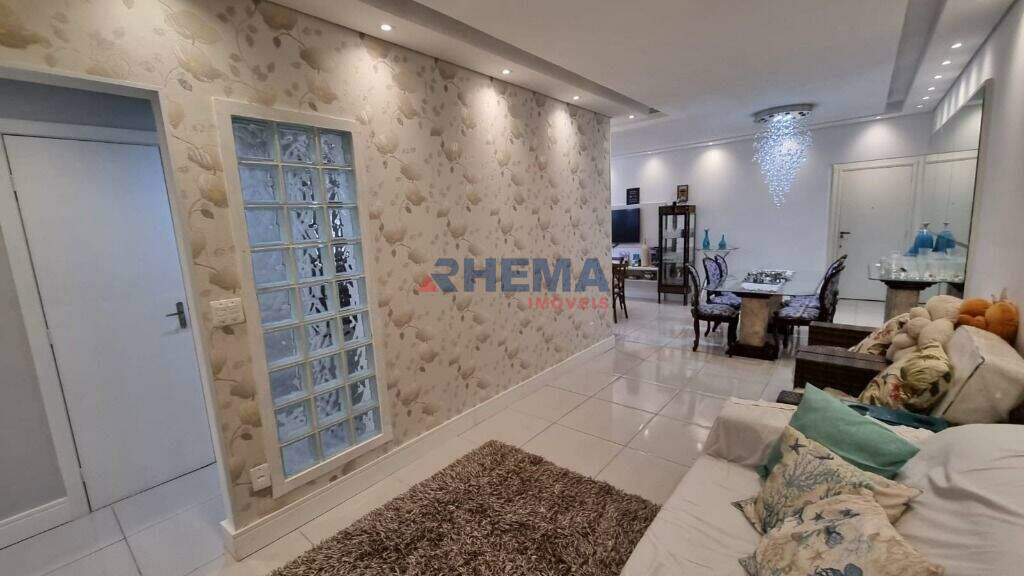 Apartamento à venda no Embaré: 