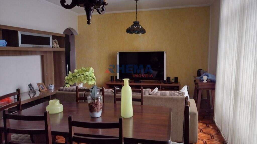 Apartamento à venda no Embaré: 