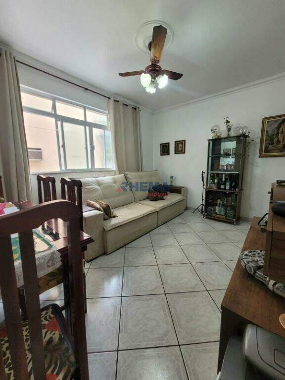 Apartamento à venda no Embaré: 