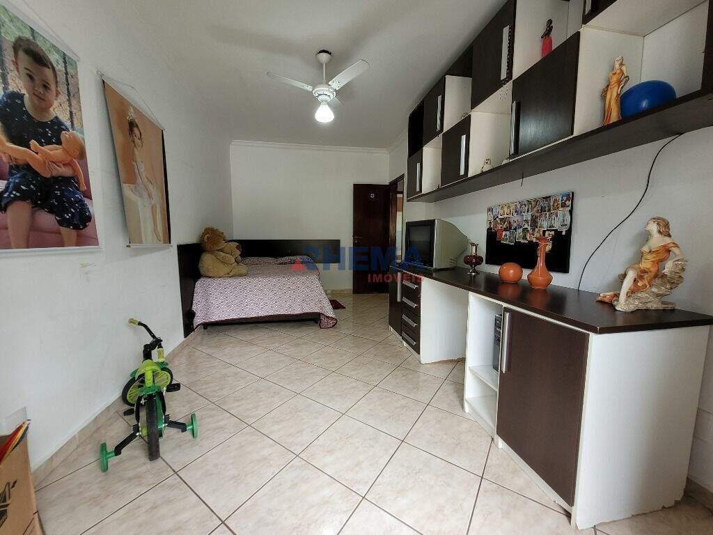 Apartamento à venda no Marapé: 