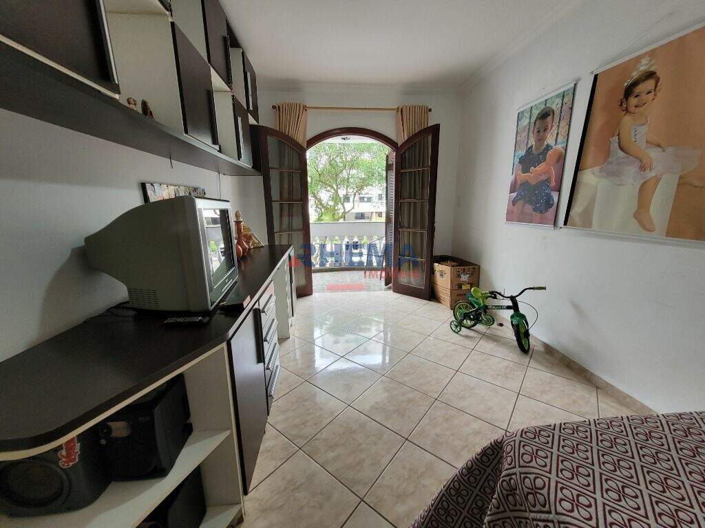 Apartamento à venda no Marapé: 