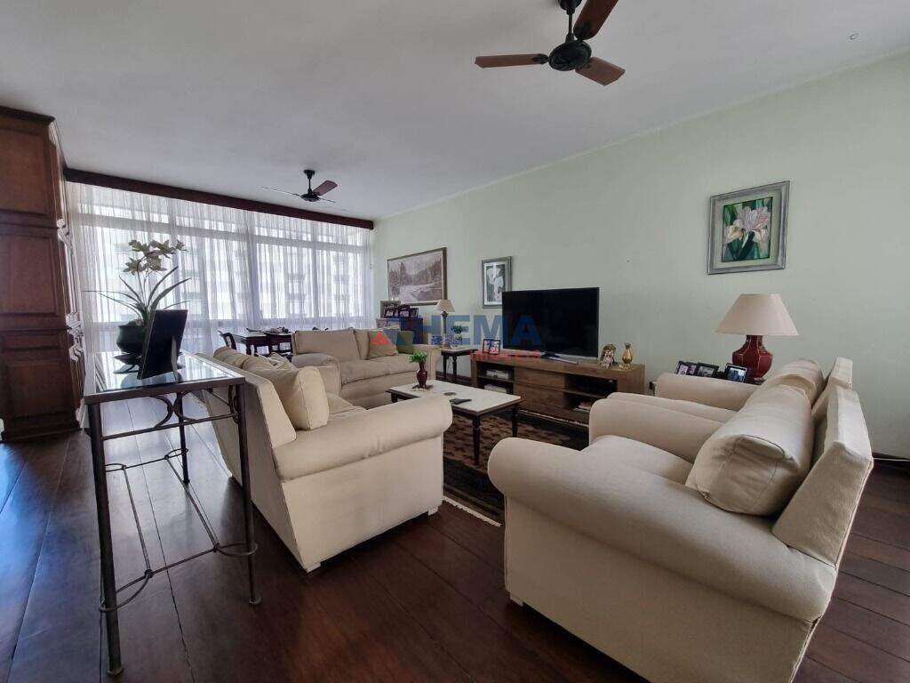 Apartamento à venda no Gonzaga: 