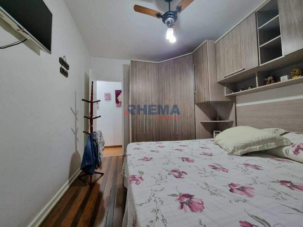 Apartamento à venda no Embaré: 