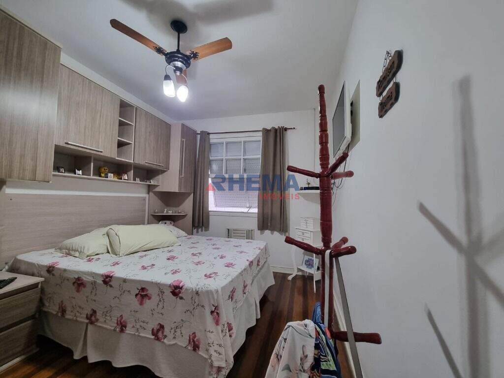 Apartamento à venda no Embaré: 
