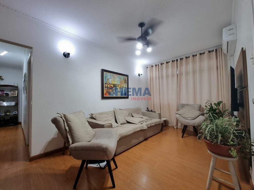 Apartamento à venda no Embaré: 