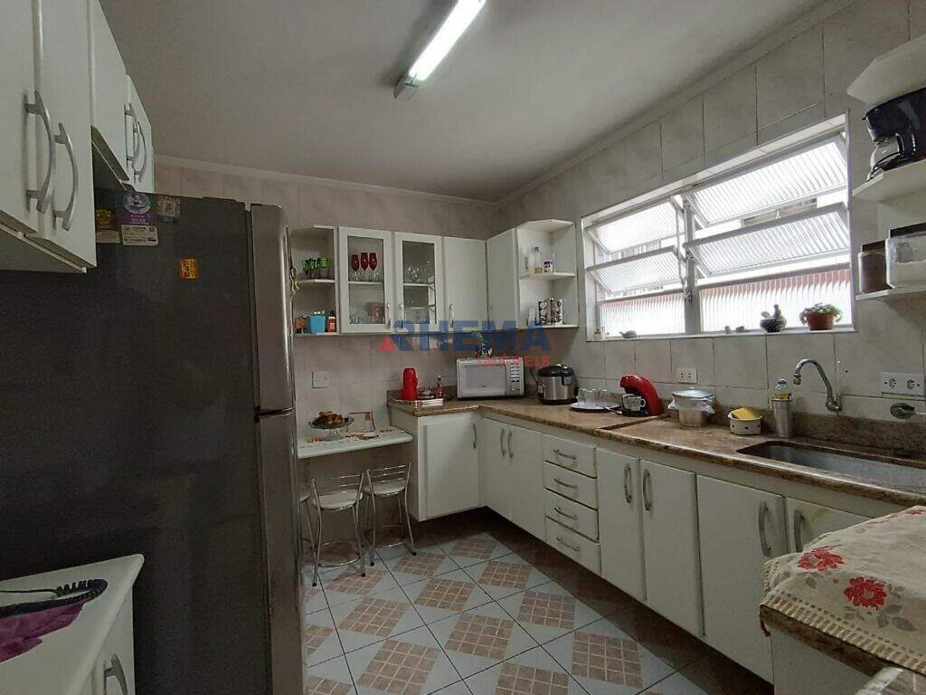Apartamento à venda no Embaré: 