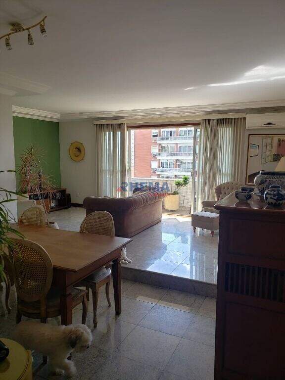 Apartamento à venda no Gonzaga: 