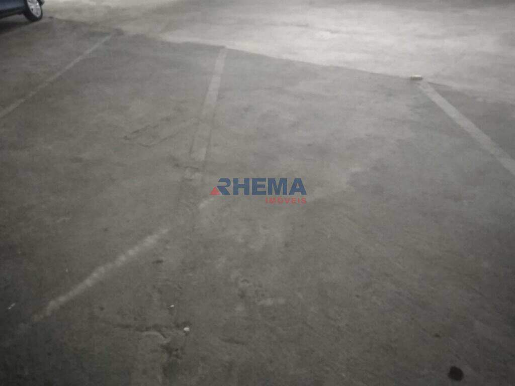 Box/Garagem à venda no Embaré: 