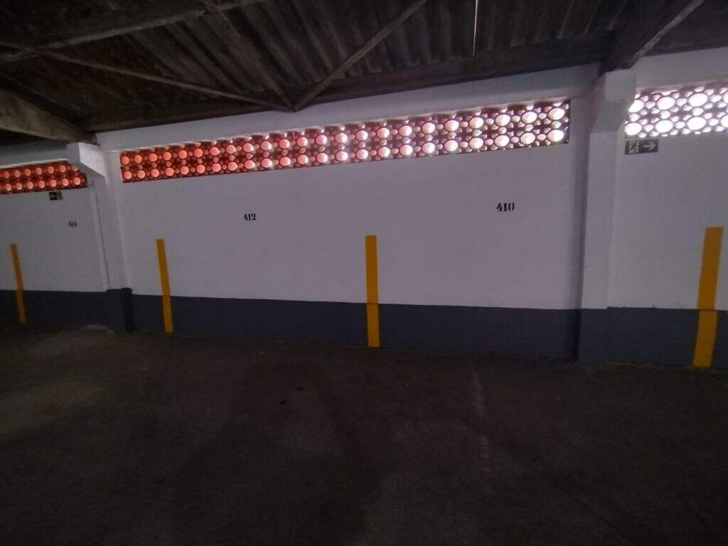 Box/Garagem à venda no Embaré: 