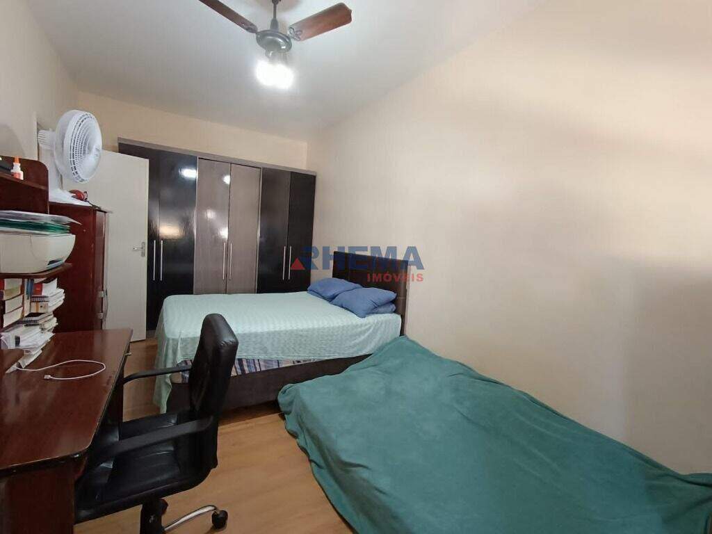 Apartamento à venda no Embaré: 