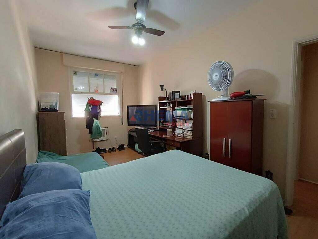 Apartamento à venda no Embaré: 
