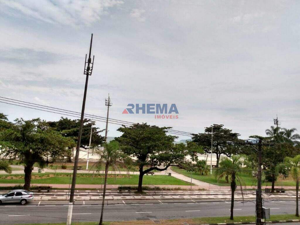 Apartamento à venda no Embaré: 