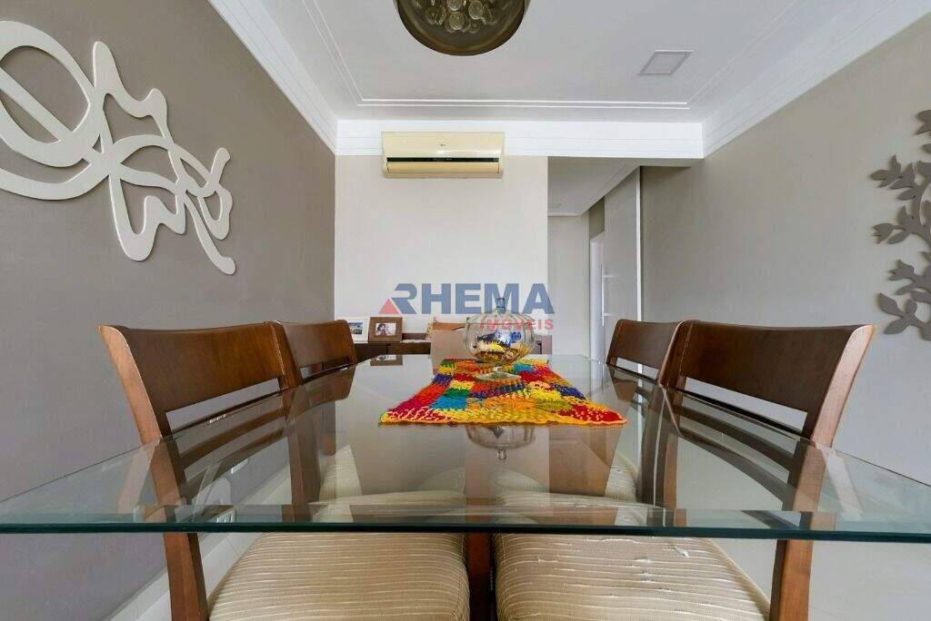 Apartamento à venda no Embaré: 