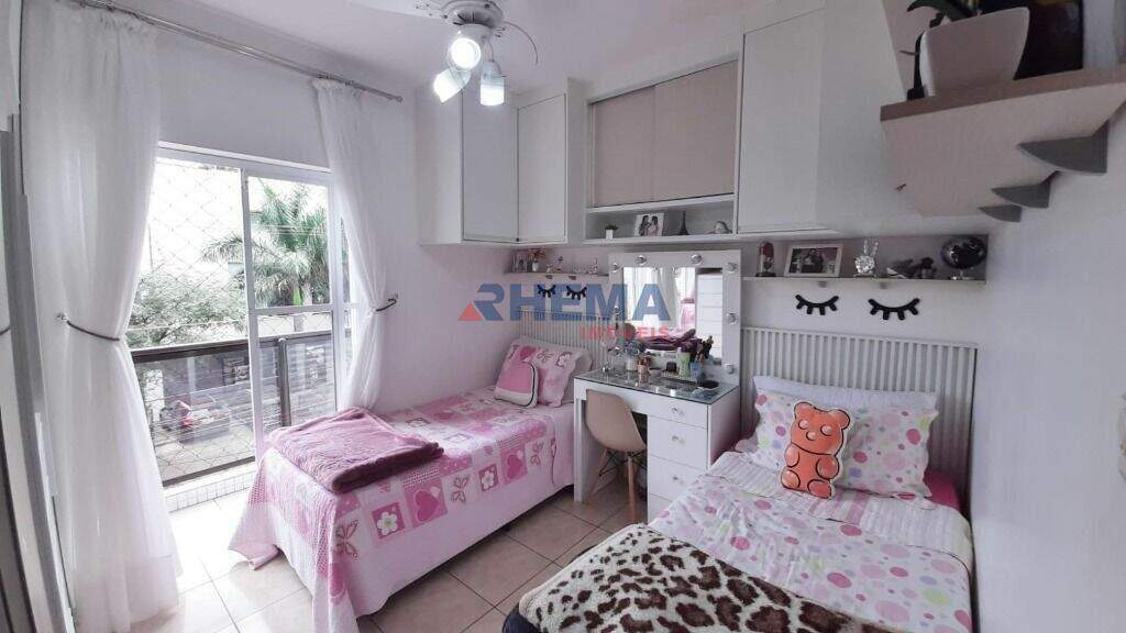 Apartamento à venda no Embaré: 