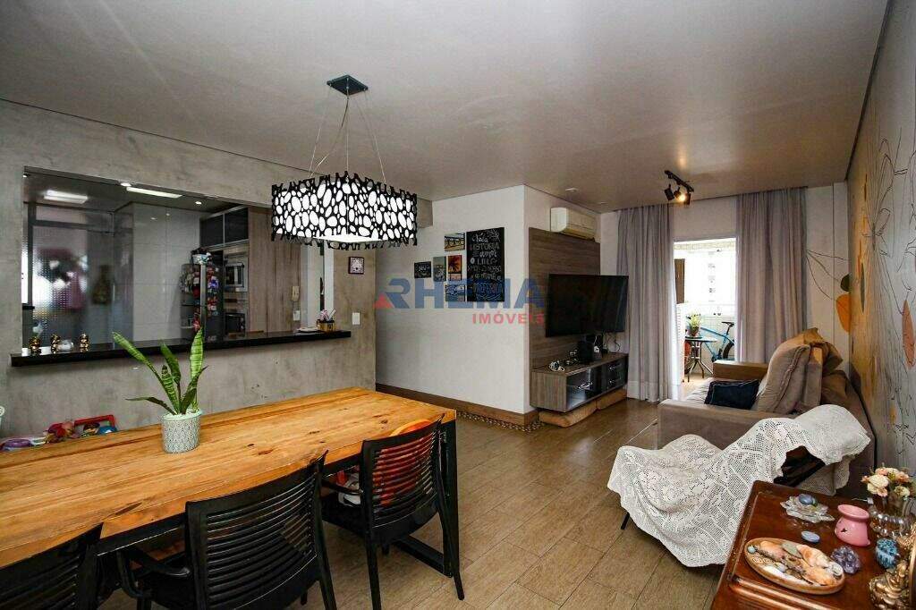 Apartamento à venda no Ponta da Praia: 