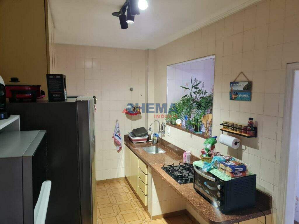 Apartamento à venda no Ponta da Praia: 