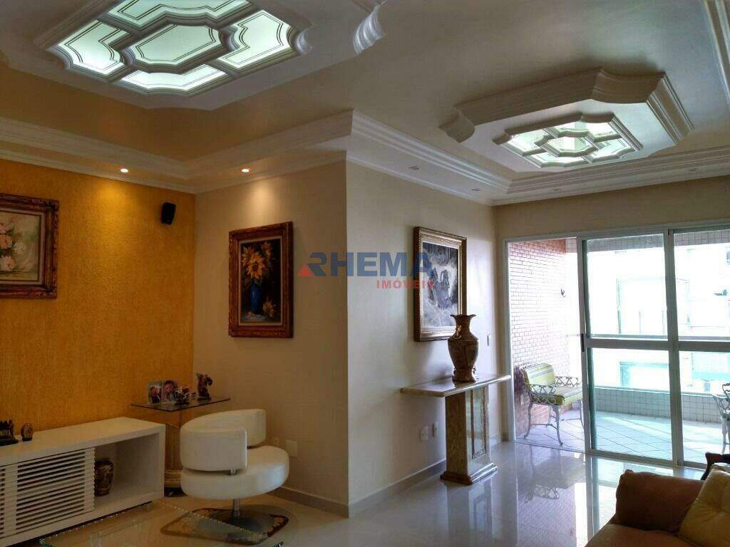 Apartamento à venda no Embaré: 