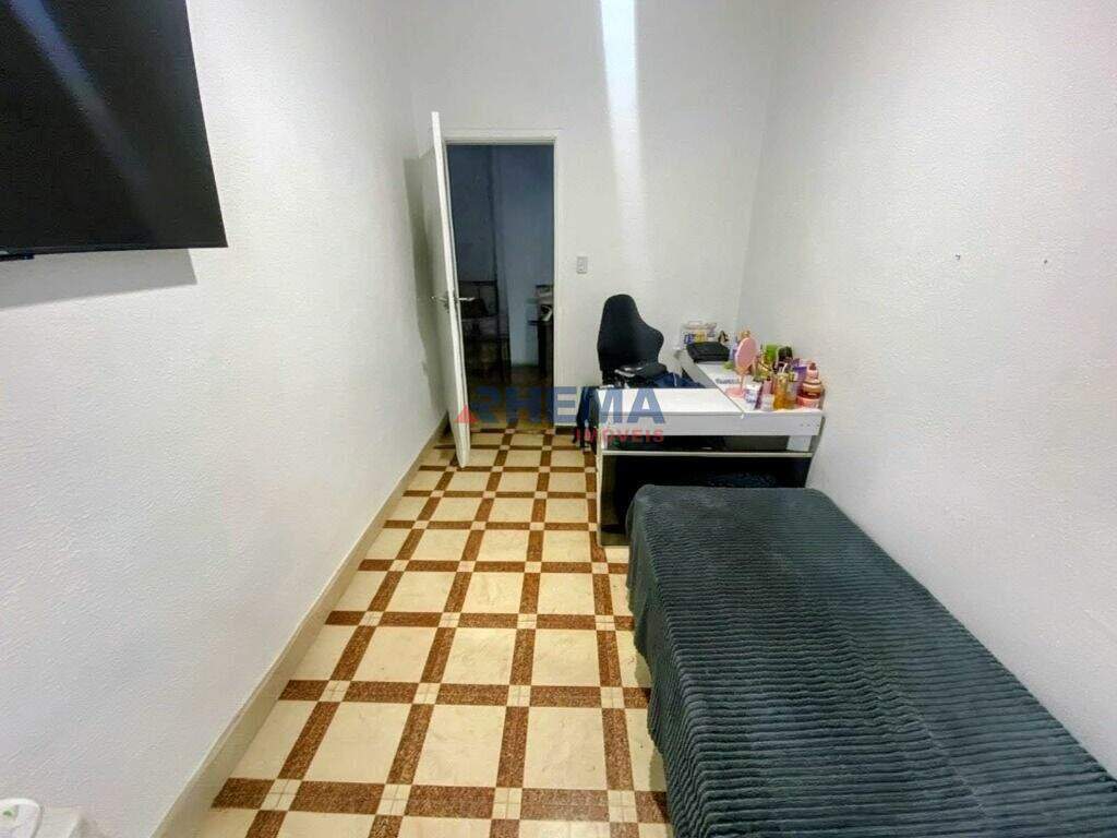 Apartamento à venda no Embaré: 