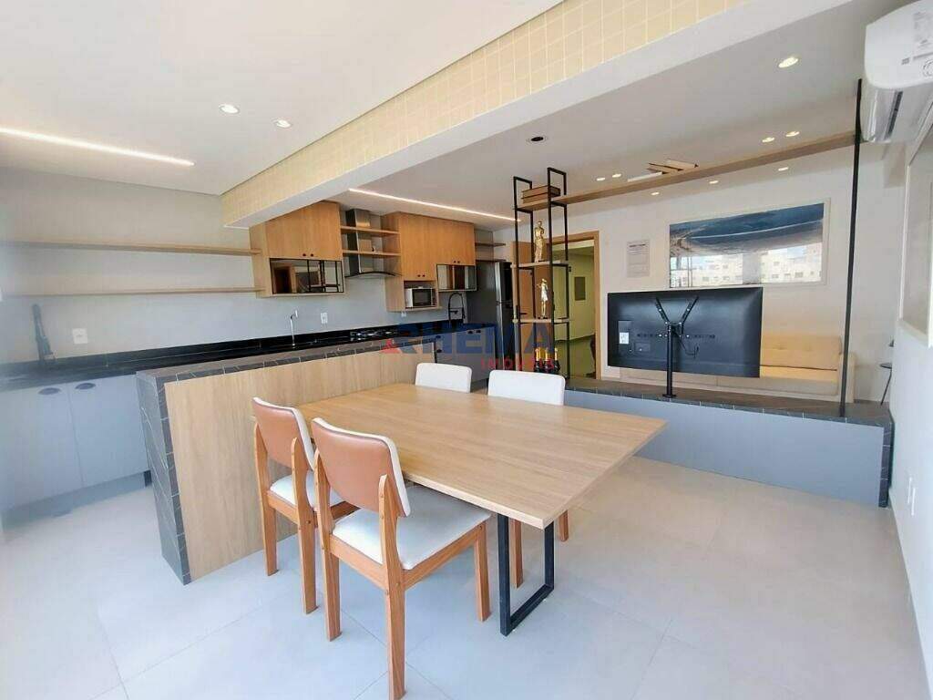 Apartamento à venda no Ponta da Praia: 