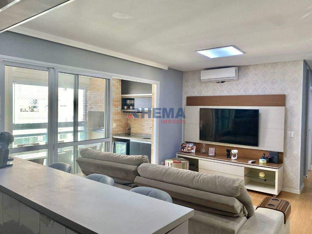 Apartamento à venda no Ponta da Praia: 