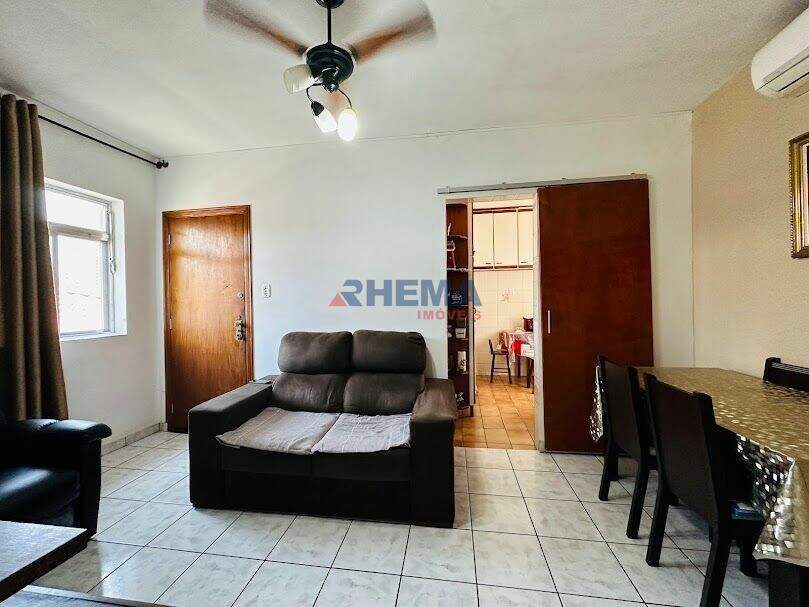 Apartamento à venda no Campo Grande: 