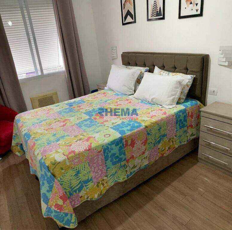Apartamento à venda no Embaré: 