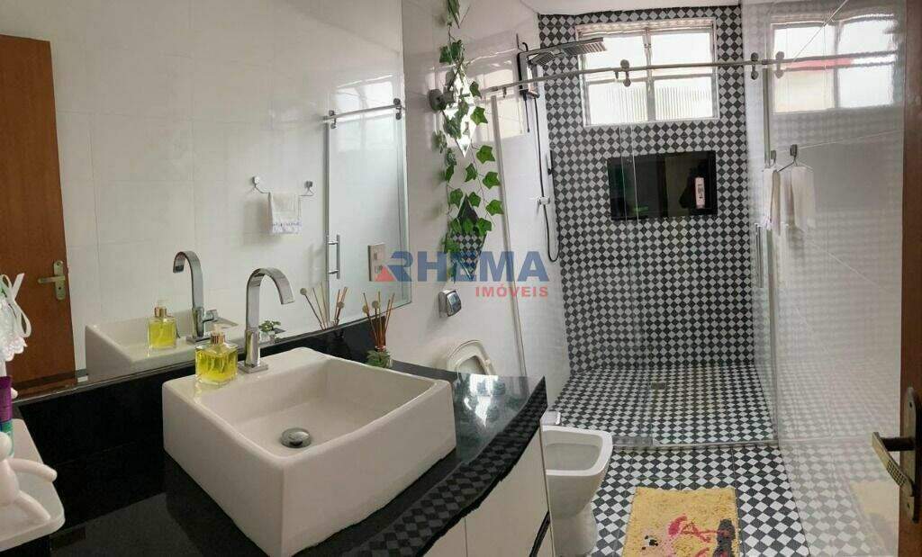 Apartamento à venda no Embaré: 