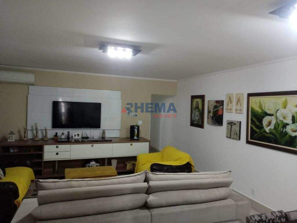 Apartamento à venda no Ponta da Praia: 