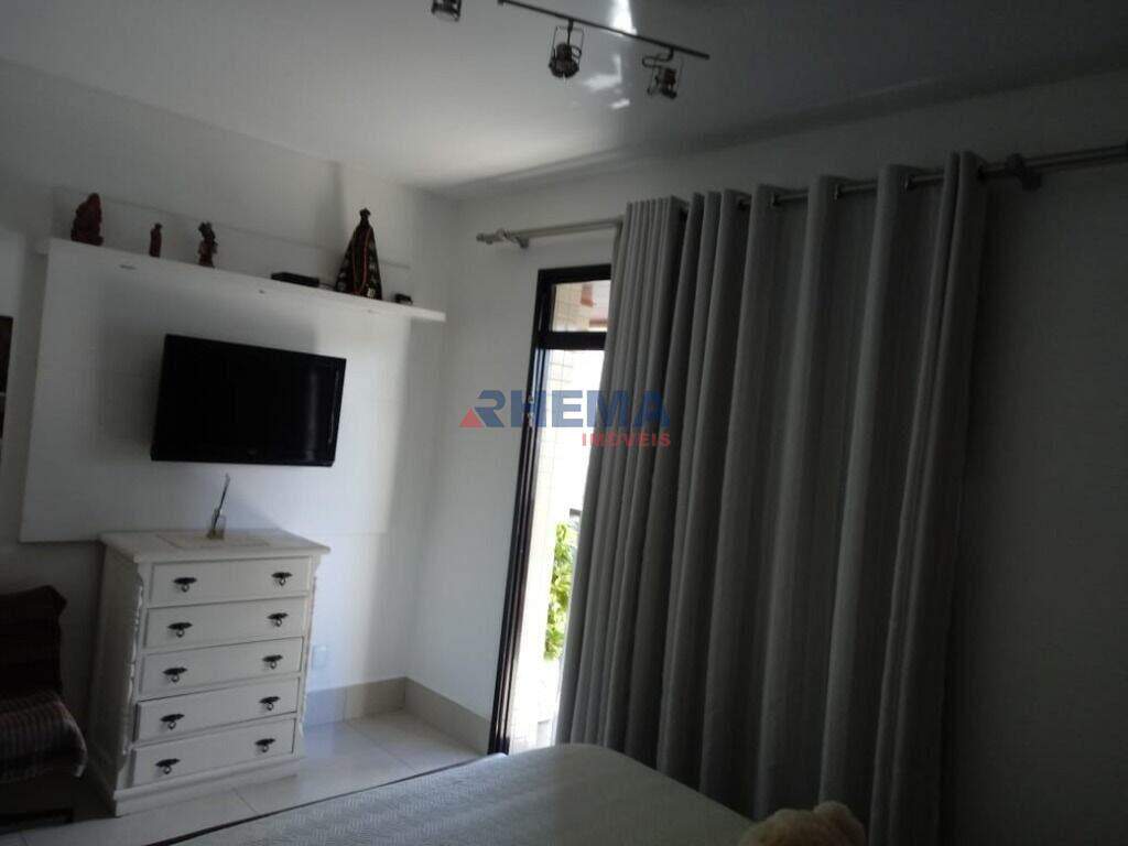 Apartamento à venda no Ponta da Praia: 