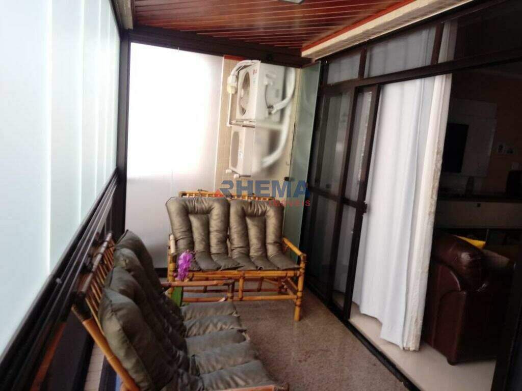 Apartamento à venda no Ponta da Praia: 