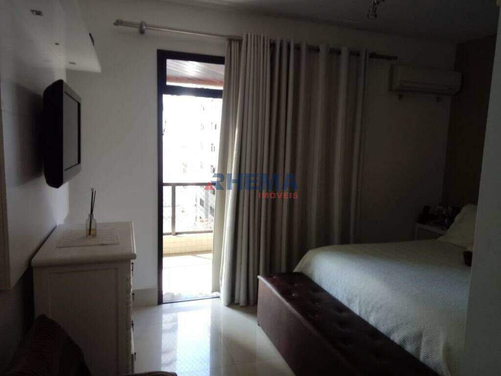 Apartamento à venda no Ponta da Praia: 