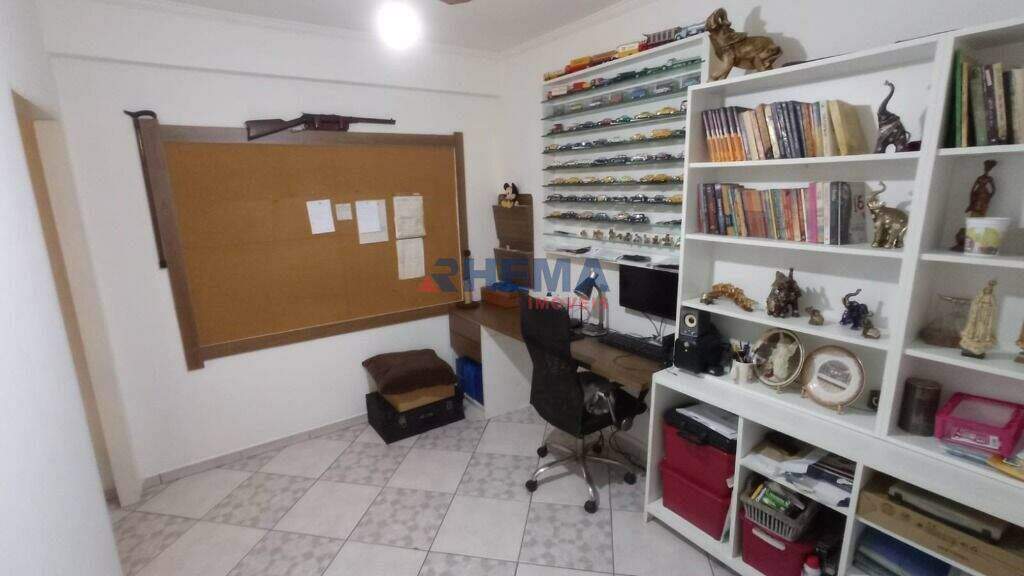 Cobertura à venda no Aparecida: 