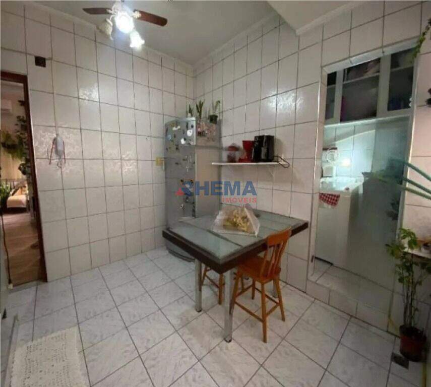 Apartamento à venda no Embaré: 