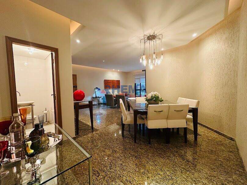 Apartamento à venda no Embaré: 