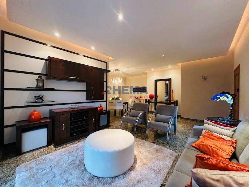Apartamento à venda no Embaré: 