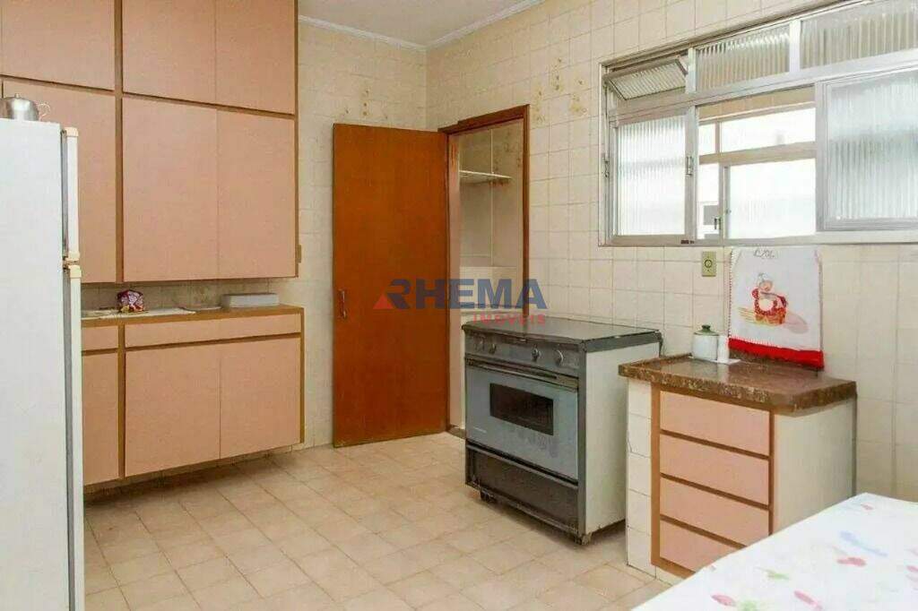 Apartamento à venda no Ponta da Praia: 