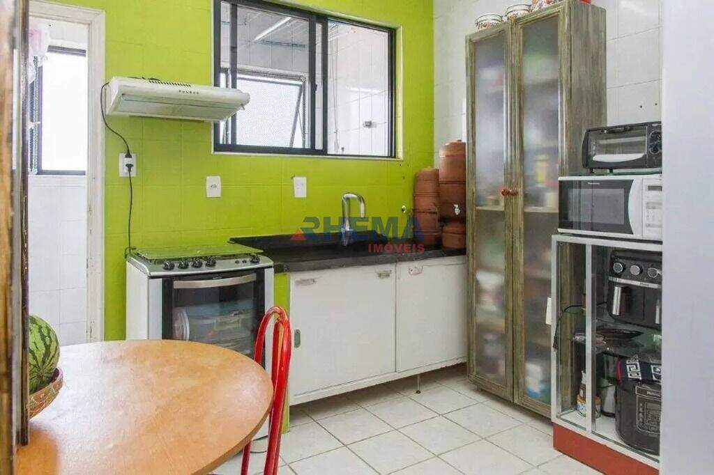 Cobertura à venda no Ponta da Praia: 