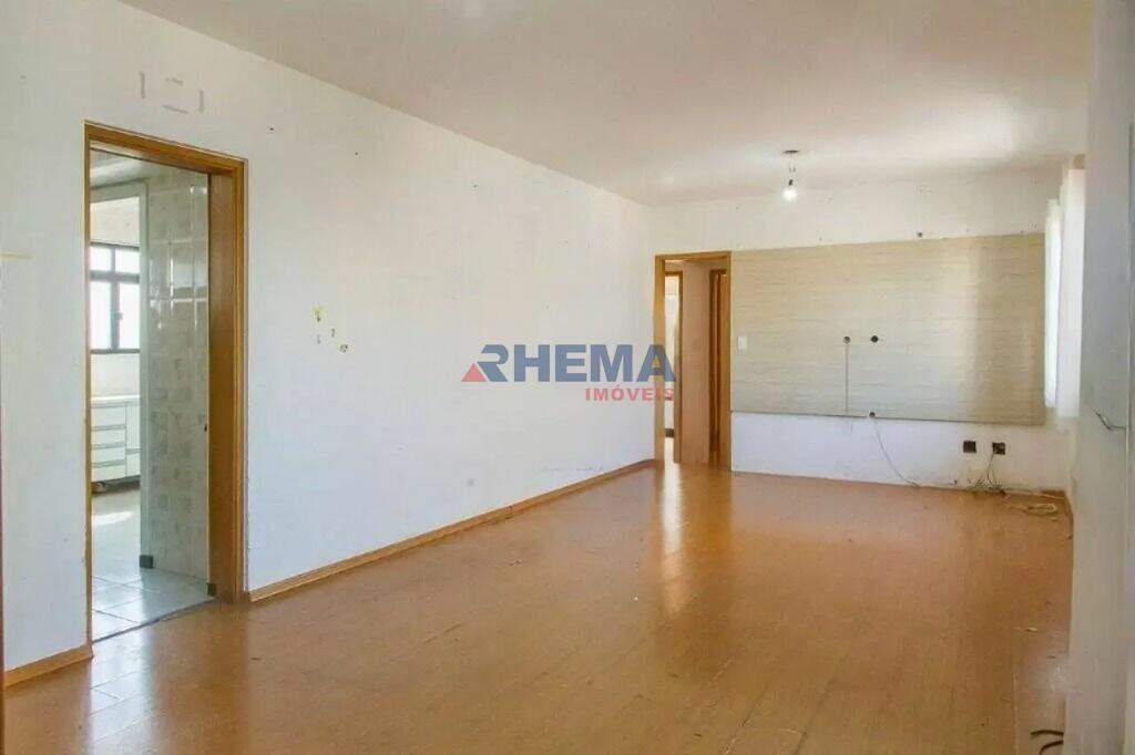 Apartamento à venda no Ponta da Praia: 