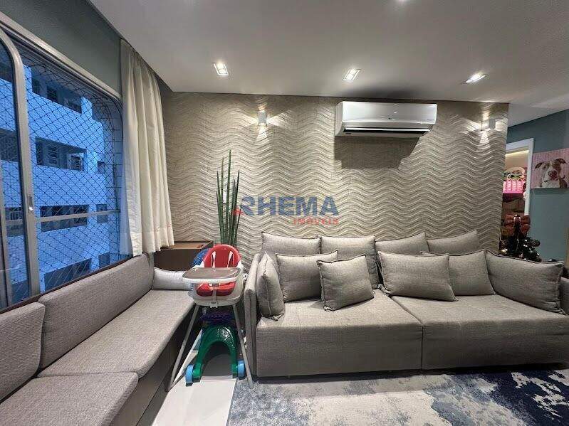 Apartamento à venda no Ponta da Praia: 
