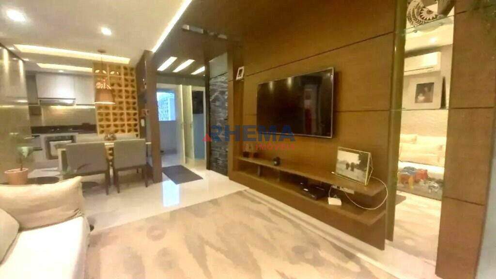 Apartamento à venda no Ponta da Praia: 