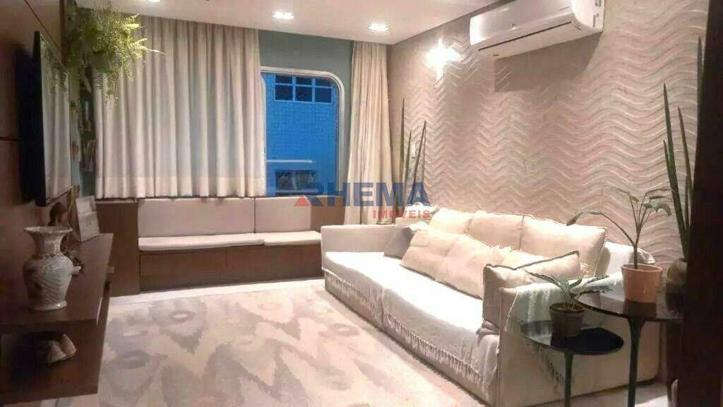 Apartamento à venda no Ponta da Praia: 
