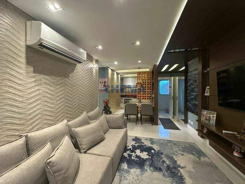 Apartamento à venda no Ponta da Praia: 