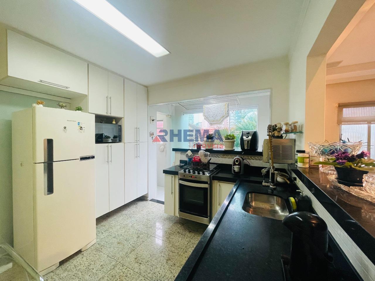 Apartamento à venda no Embaré: 
