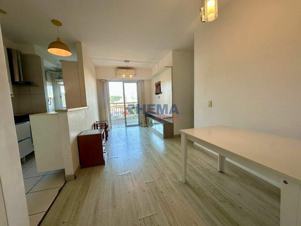 Apartamento à venda no Marapé: 