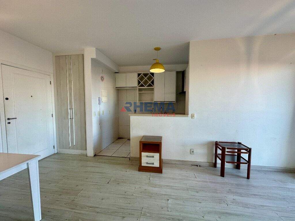 Apartamento à venda no Marapé: 