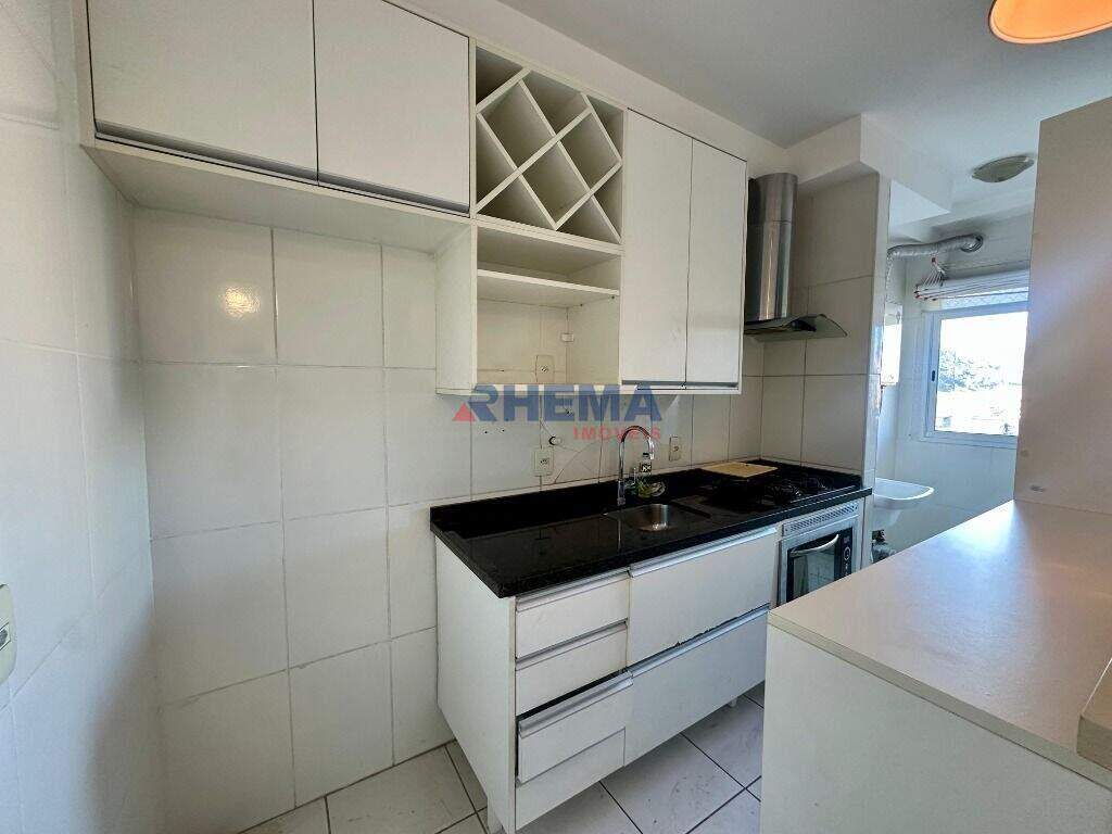 Apartamento à venda no Marapé: 