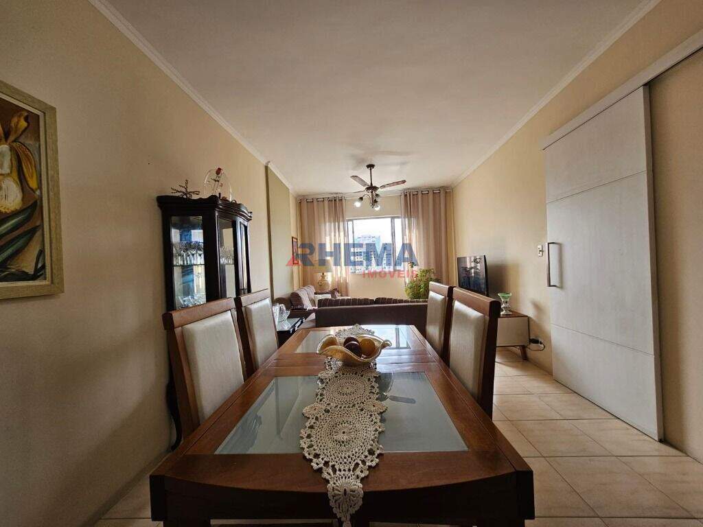 Apartamento à venda no Campo Grande: 