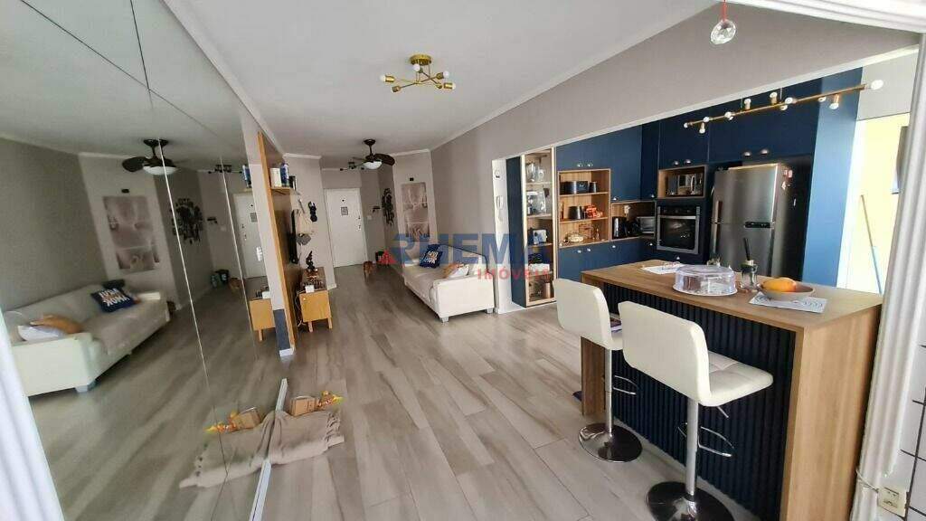 Apartamento à venda no Ponta da Praia: 